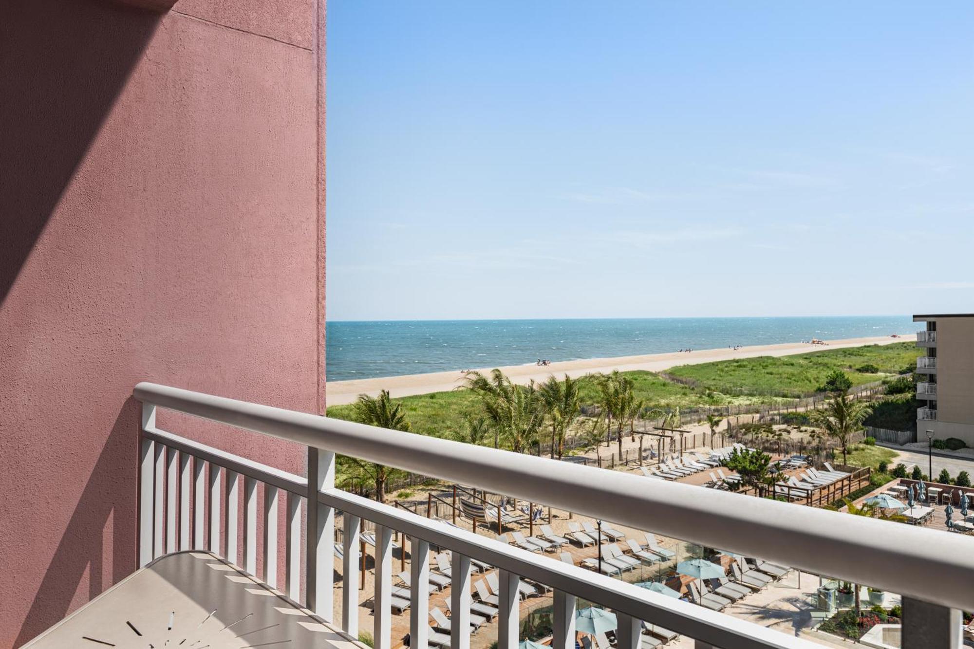 Holiday Inn Ocean City By Ihg Exterior photo